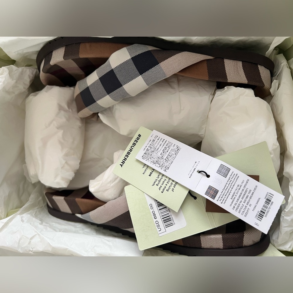 Burberry Birch Check Flip-flops - Picture 9 of 12